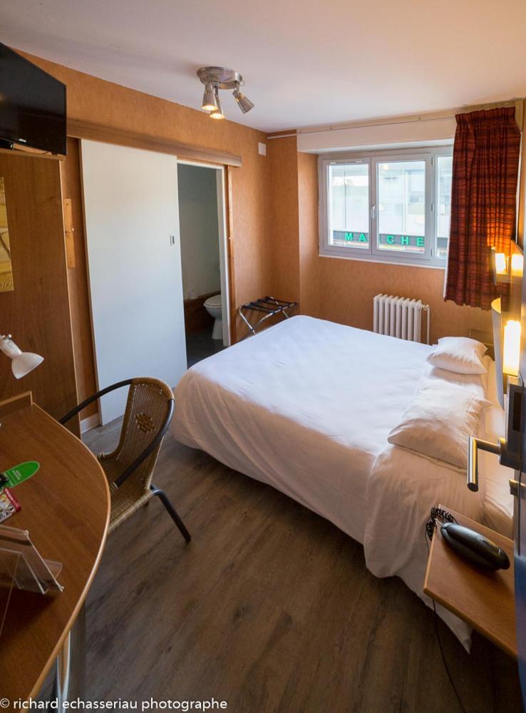 Hotel De La Vendee La Roche-sur-Yon Eksteriør bilde